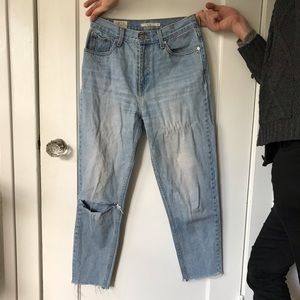 Levi’s Mom Jeans, Size 27